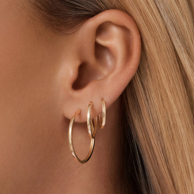 14 Karat Gold Essential Small Hoops (15mm) - 5