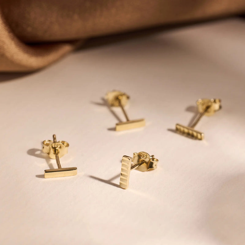 Diamond Cut Bar Studs