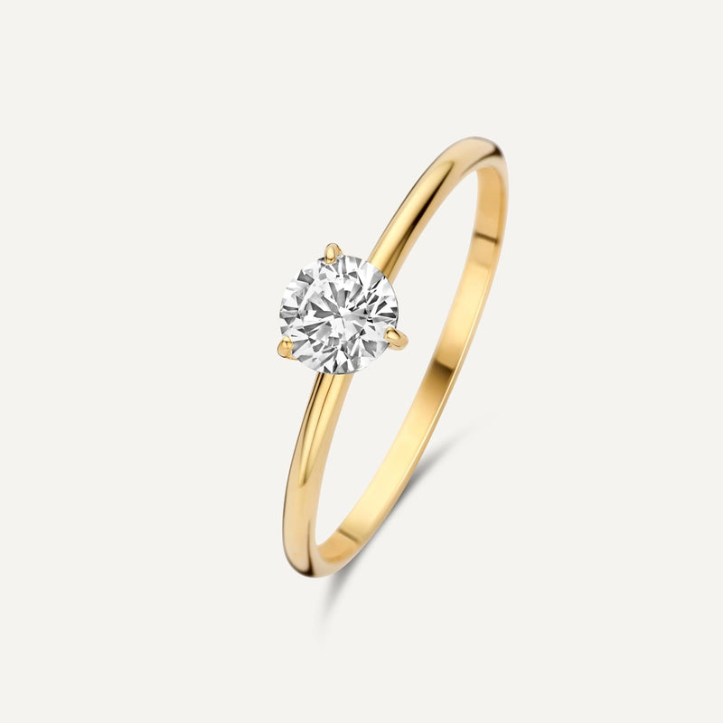 Three Prong Round Cut Zirkonia Ring